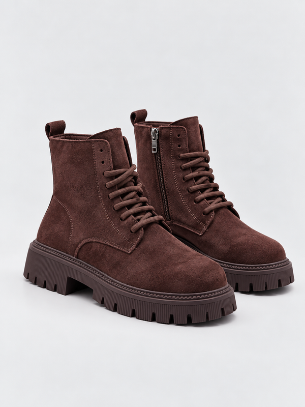 Bottines Montantes Suédine à Semelle Crantée – Style Urbain